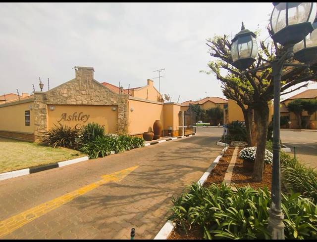 3 BEDROOM HOUSE FOR SALE IN JANSEN PARK